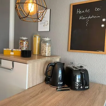 Apartment With Balcony Next To Stadium & Hbf+Netflix Prime Apartman *