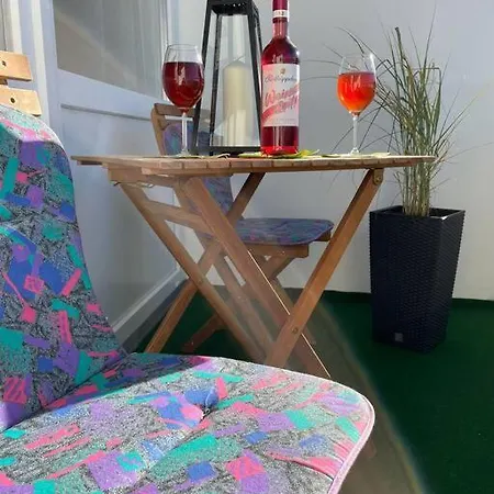 Apartman Apartment With Balcony Next To Stadium & Hbf+Netflix Prime *